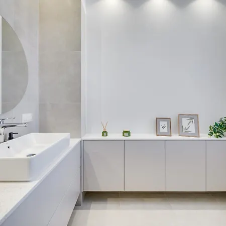 White Sea - Neptun Park By Oneapartments Lägenhet