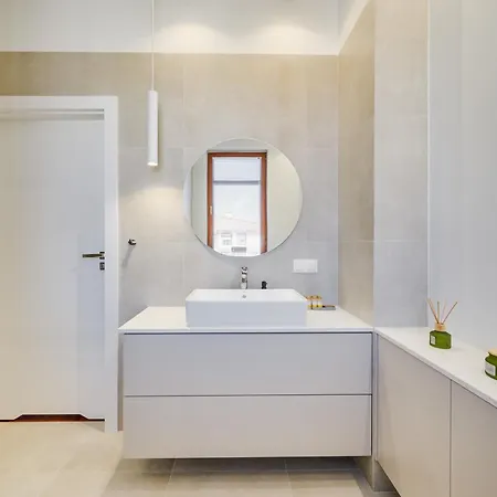 Lägenhet White Sea - Neptun Park By Oneapartments *