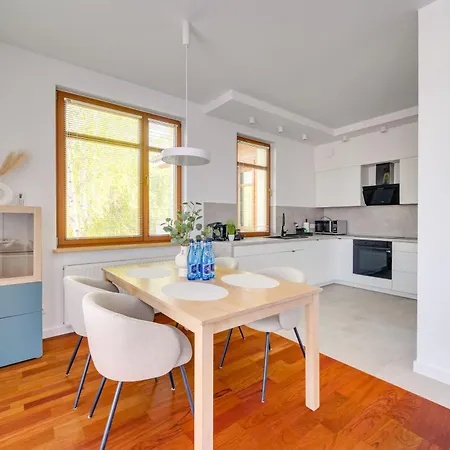 White Sea - Neptun Park By Oneapartments 아파트